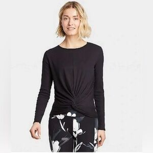 🛍️NWT All in Motion 3X Black Long Sleeve Twist Front Ribbed Top